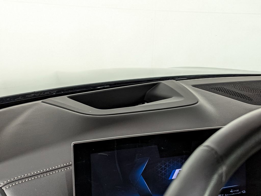 Used 2025 BMW X5 xDrive50e w/ Premium Package image 15