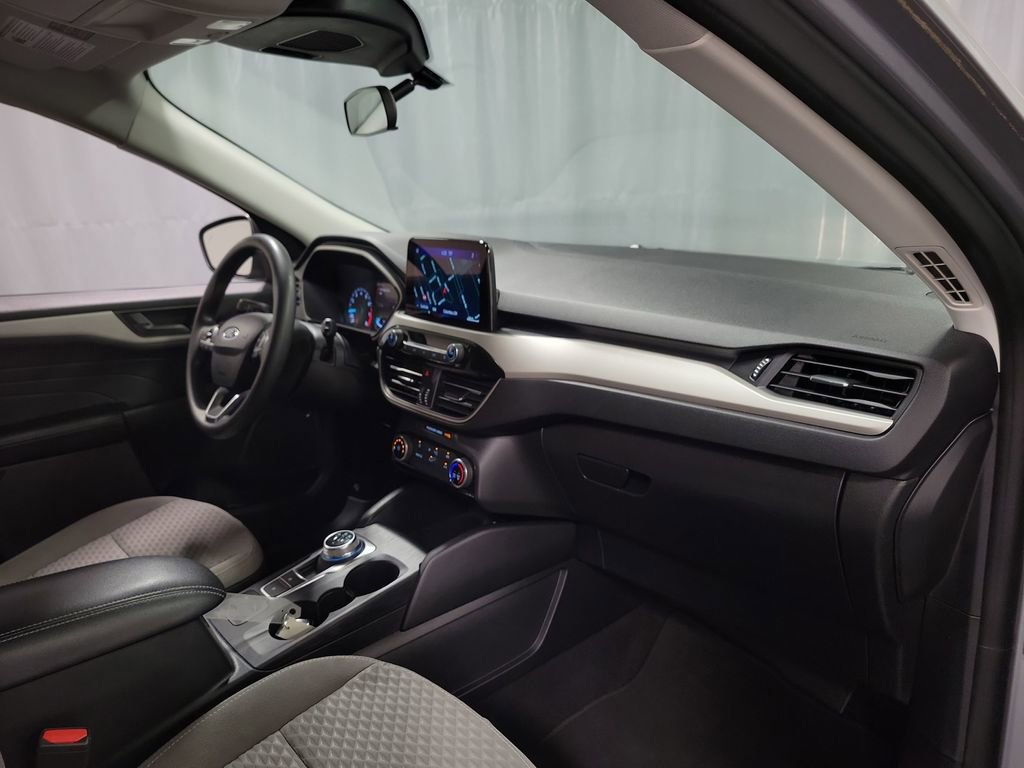 Used 2022 Ford Escape SE FWD image 27