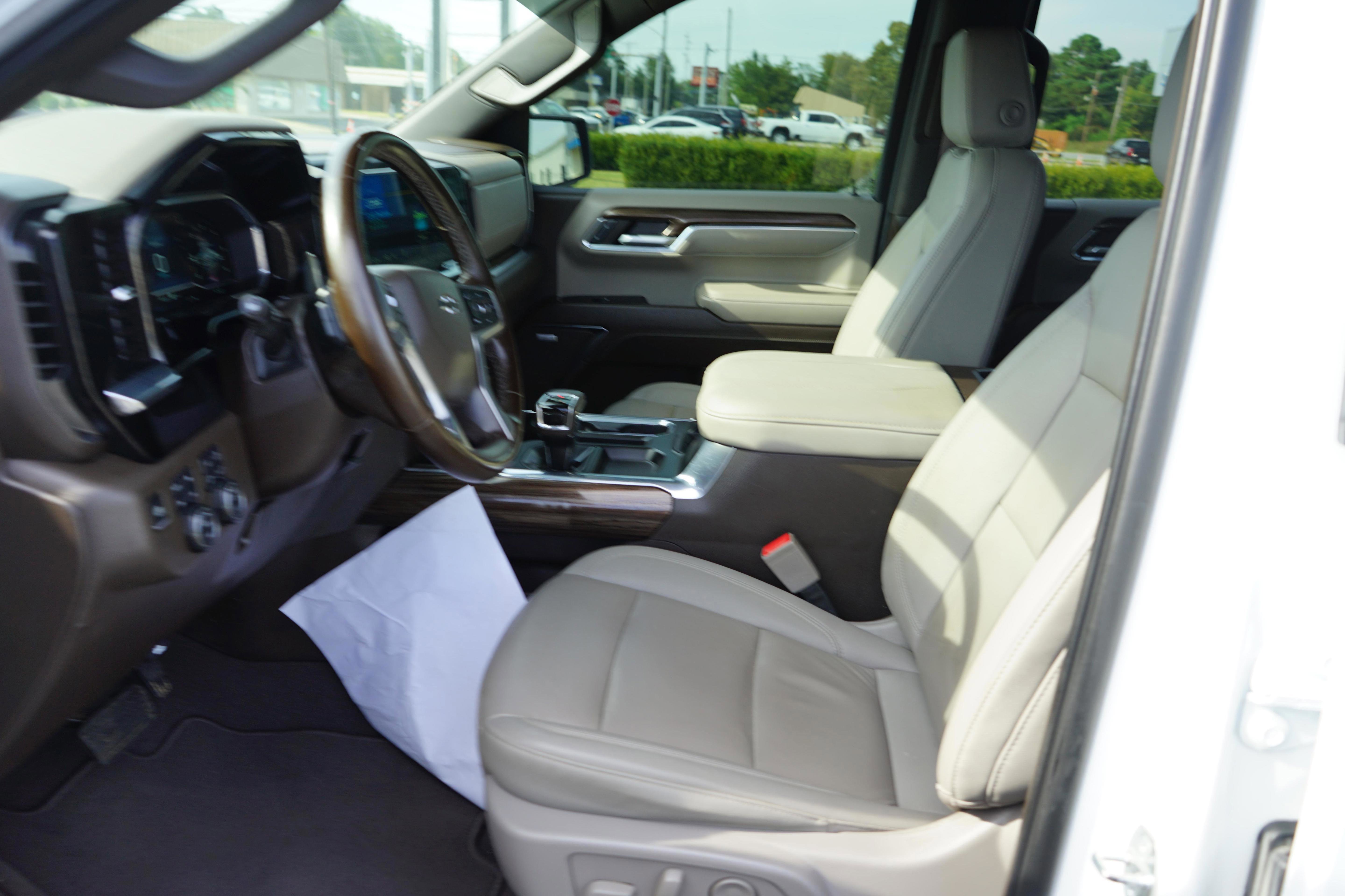 Used 2024 Chevrolet Silverado 1500 RST w/ All Star Edition Plus image 10