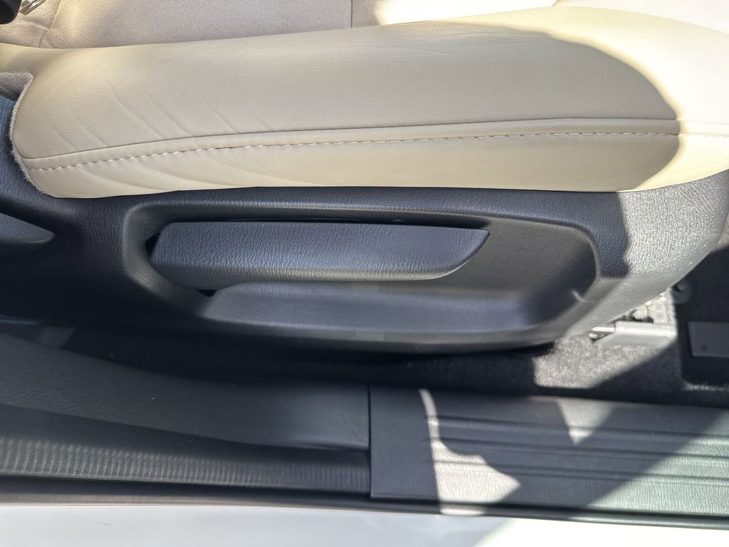 Used 2019 MAZDA CX-5 Touring image 45