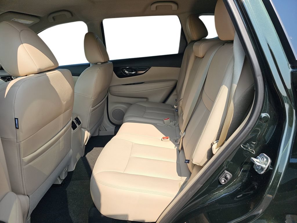 Used 2020 Nissan Rogue SL FWD image 14