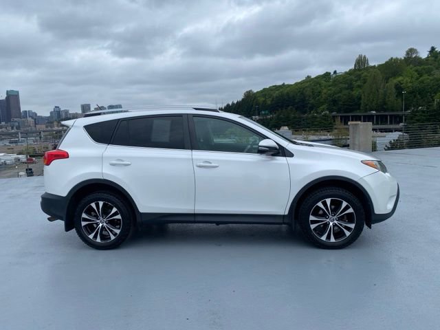 Used 2015 Toyota RAV4 Limited w/ Technology Package AWD/4WD image 2