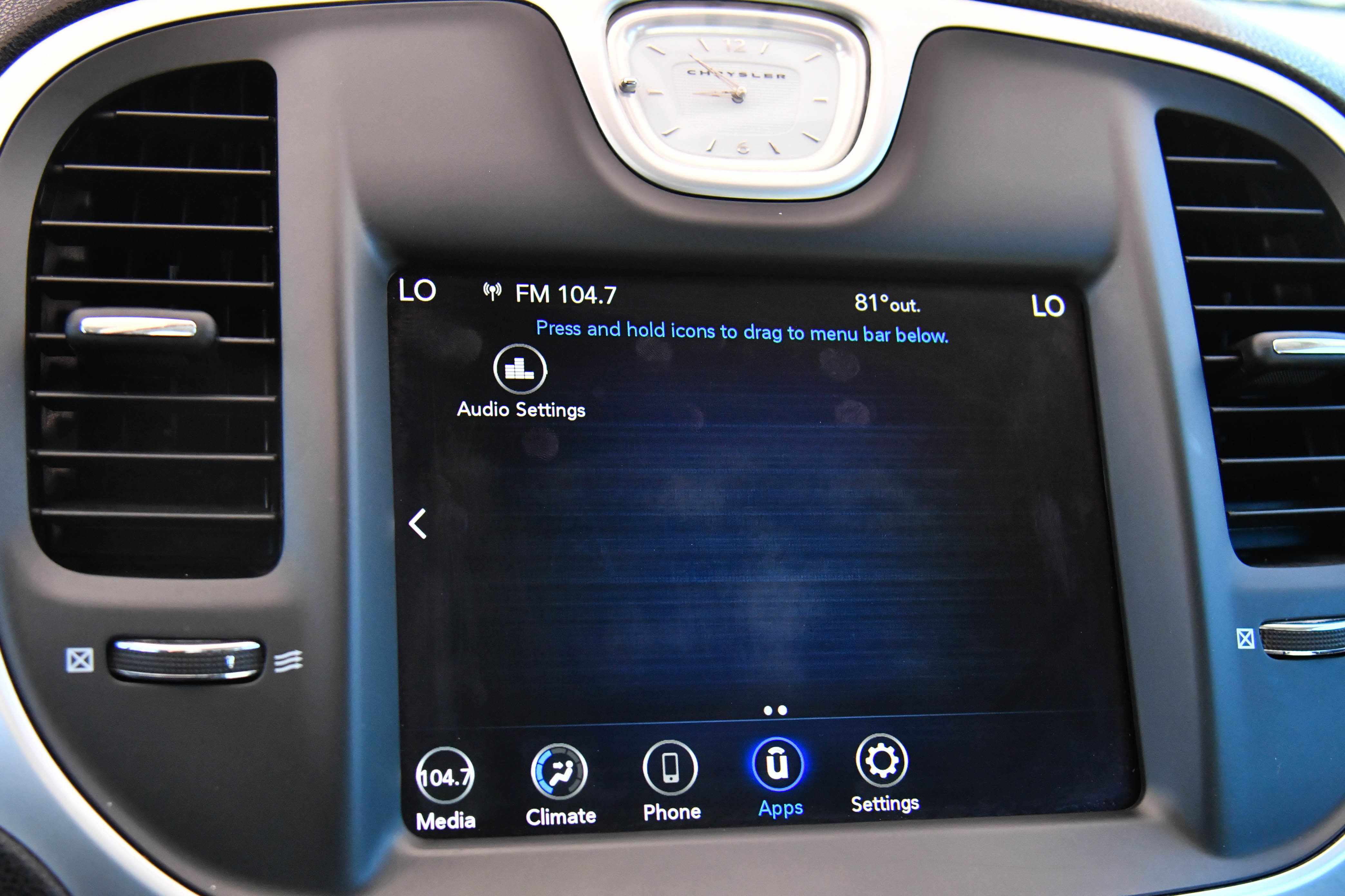 Used 2022 Chrysler 300 Touring w/ Sport Appearance Package image 21