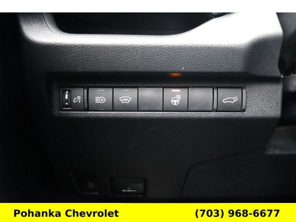 Used 2024 Toyota RAV4 SE image 18