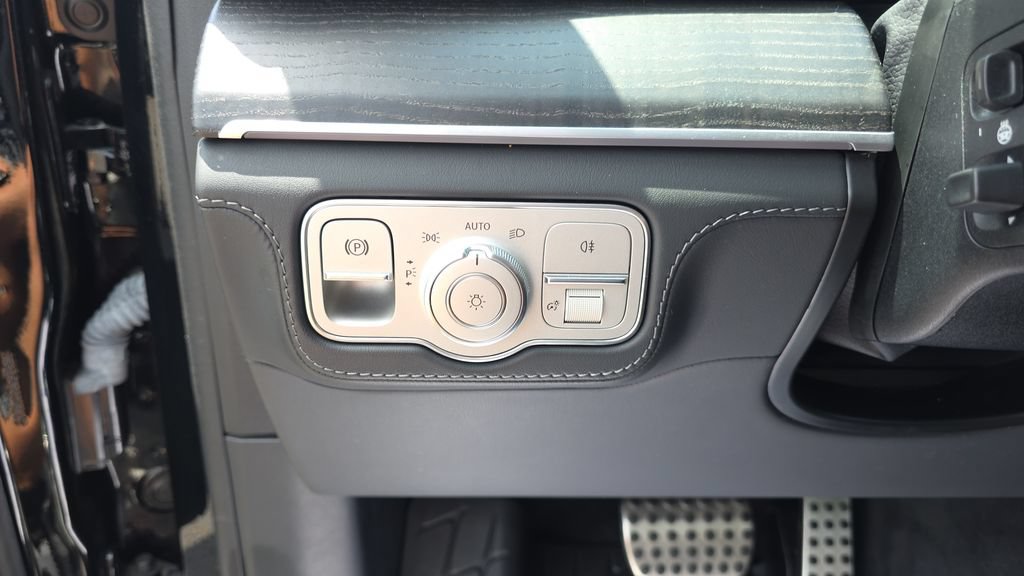 Certified 2022 Mercedes-Benz GLS 63 AMG 4MATIC image 14