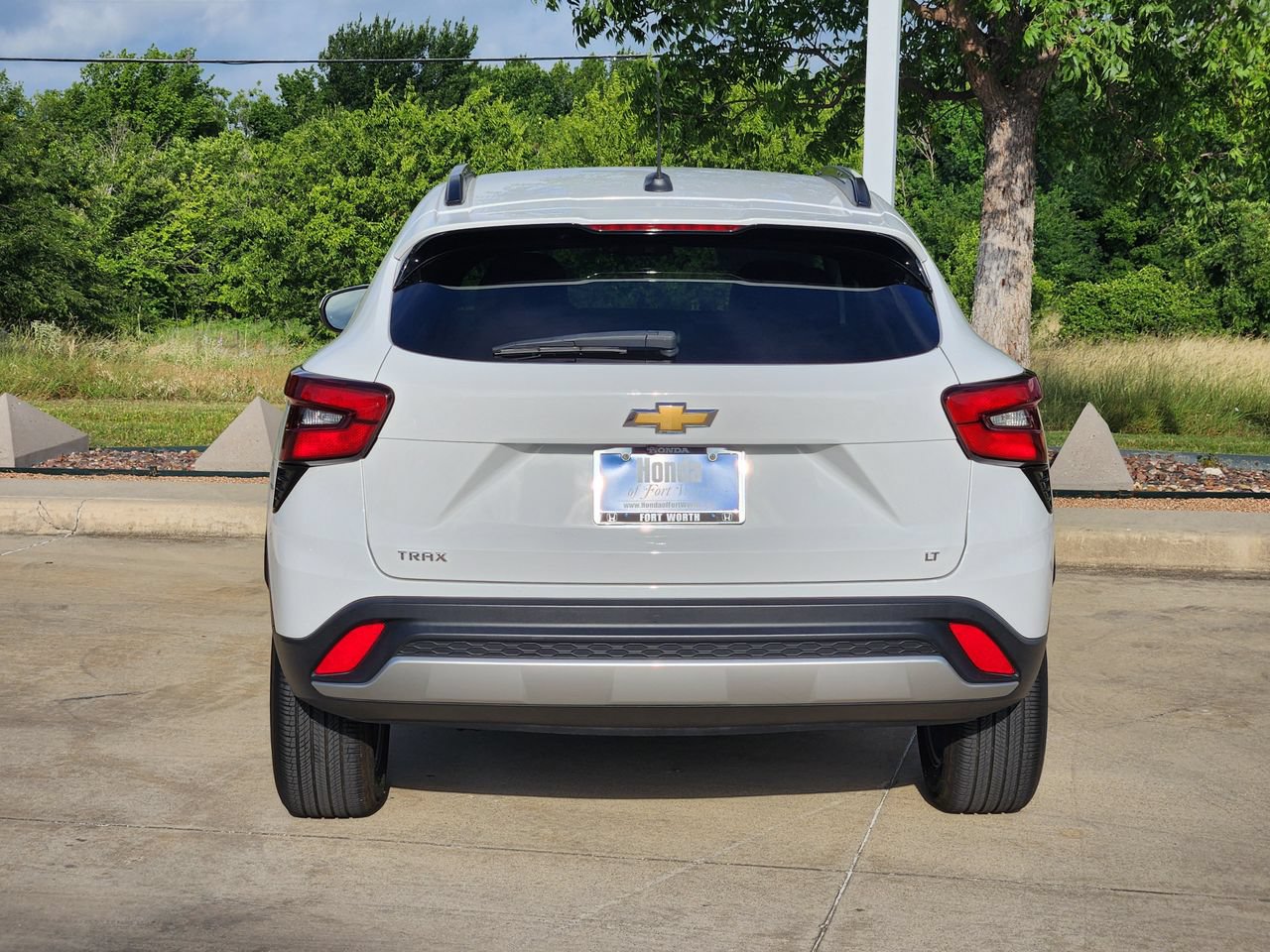 Used 2024 Chevrolet Trax LT FWD image 6