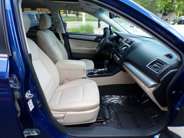 Used 2016 Subaru Outback 2.5i Premium AWD/4WD image 18