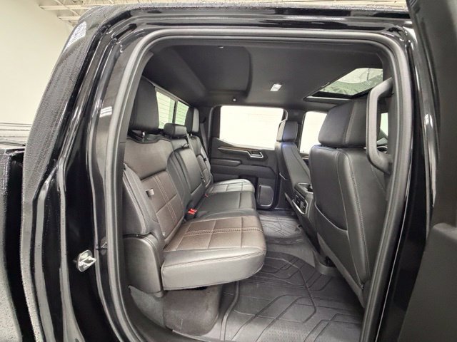 Certified 2024 Chevrolet Silverado 1500 High Country w/ High Country Premium Package AWD/4WD image 26