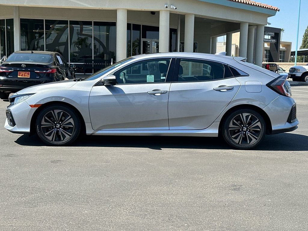 Used 2017 Honda Civic EX image 2