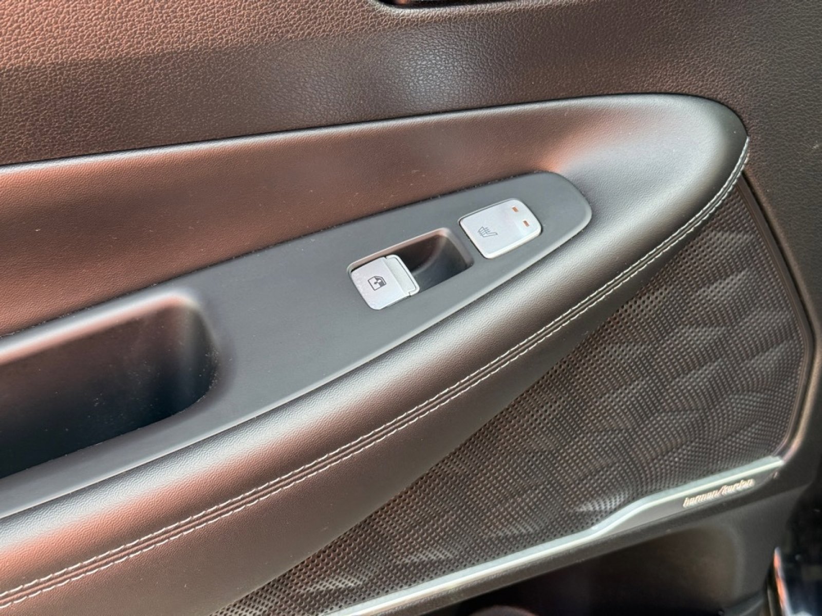 Used 2021 Hyundai Santa Fe Calligraphy image 38