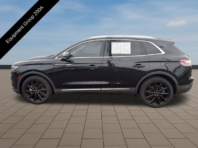 Certified 2023 Lincoln Nautilus Reserve w/ Monochromatic Package AWD/4WD image 3