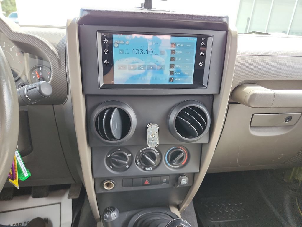Used 2008 Jeep Wrangler X AWD/4WD image 20