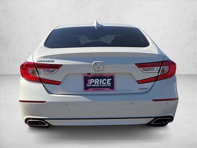Used 2018 Honda Accord Touring image 7