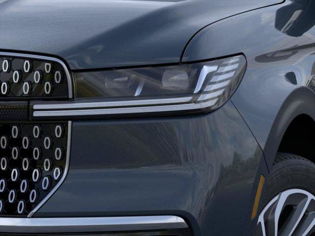 New 2026 Lincoln Navigator L Reserve AWD/4WD image 18