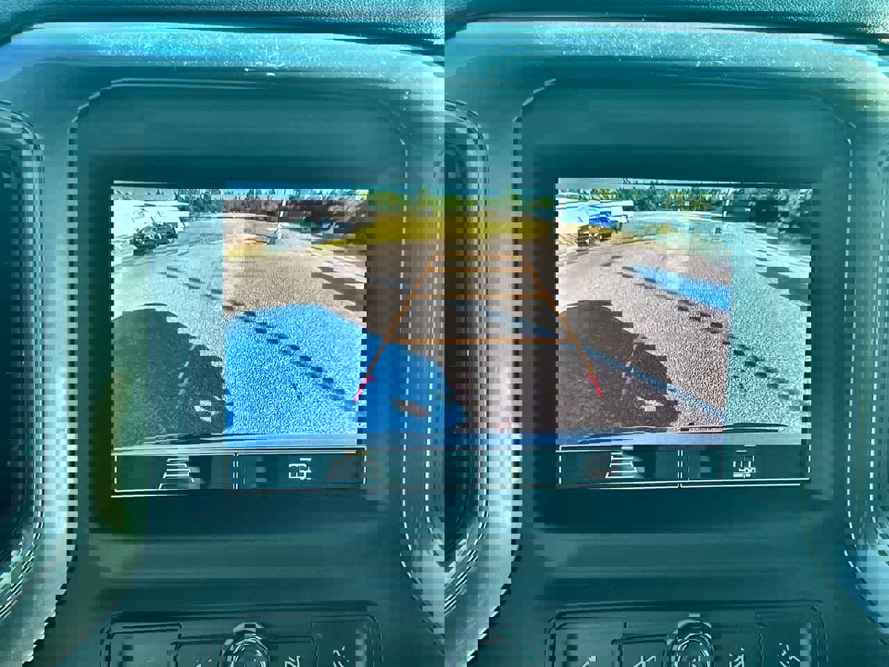 Used 2025 Chevrolet Silverado 1500 Custom image 14