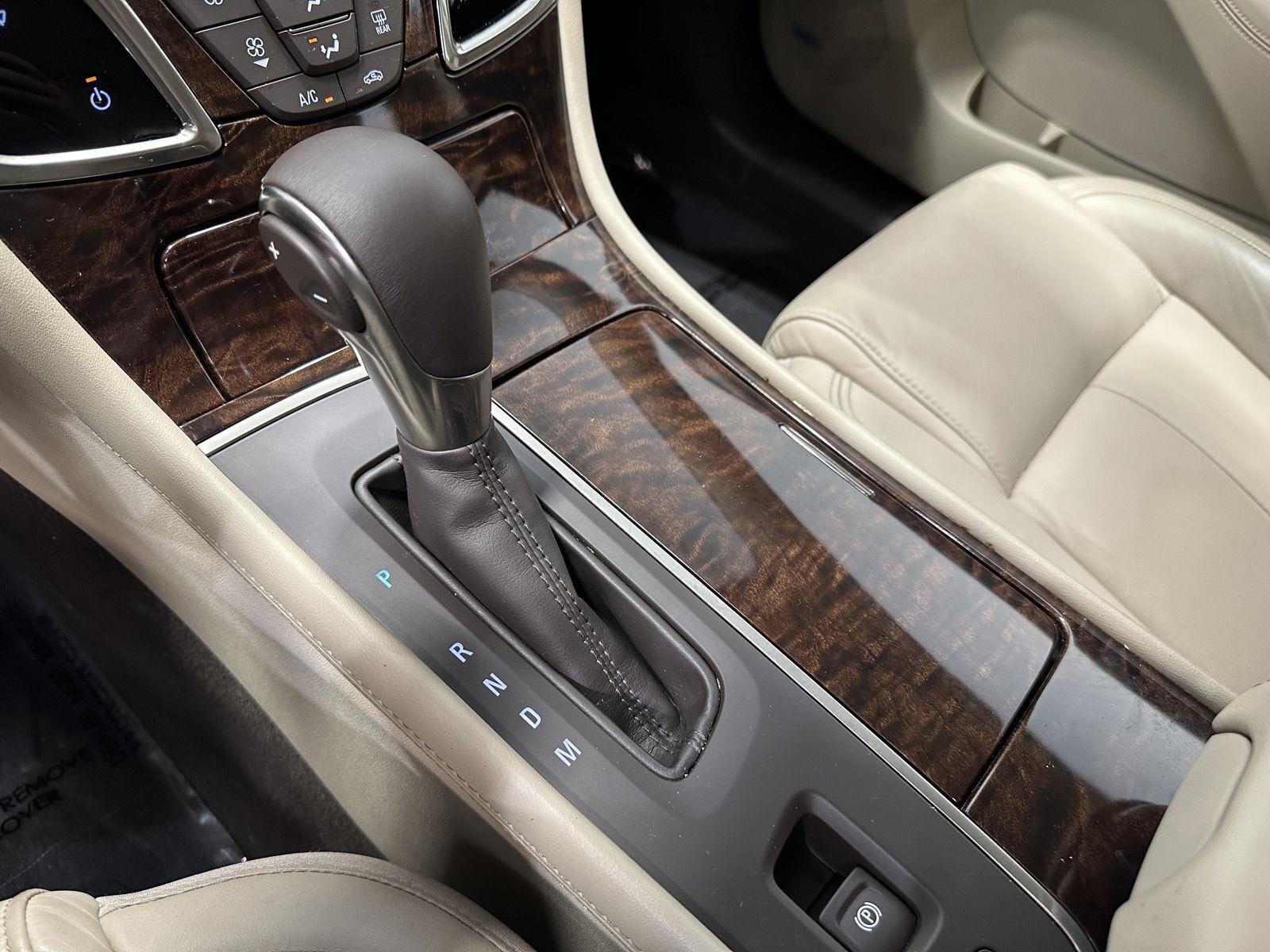 Used 2015 Buick LaCrosse Leather w/ Experience Buick Package FWD image 24