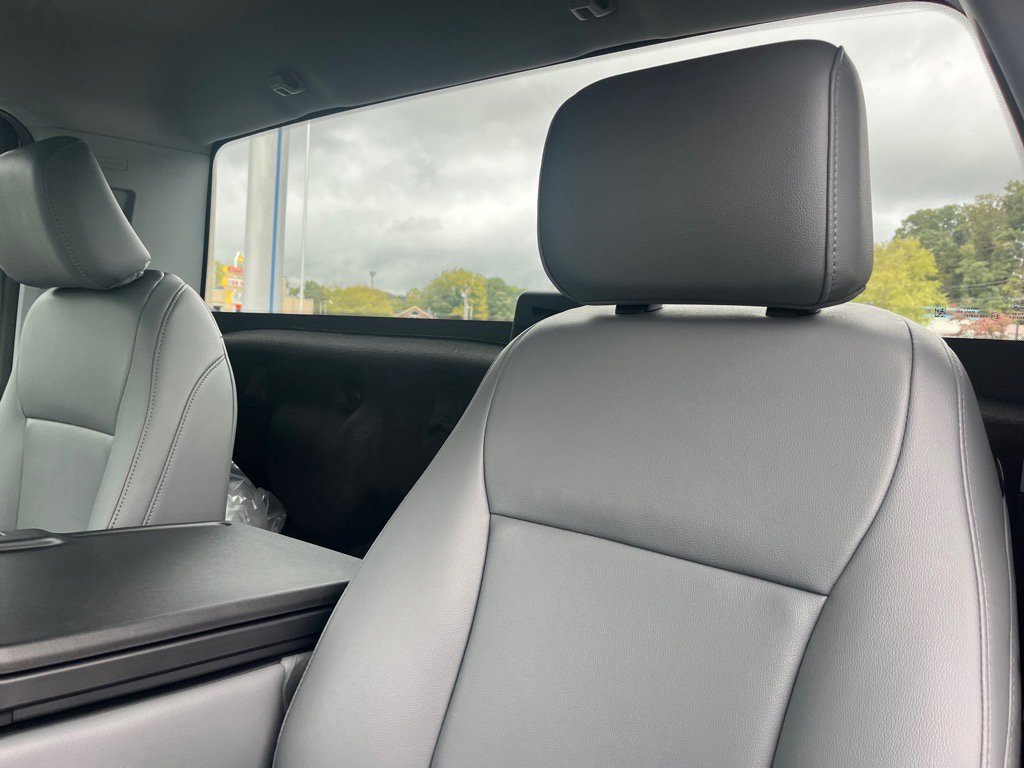 New 2026 Ford F350 XL w/ XL Chrome Package image 9