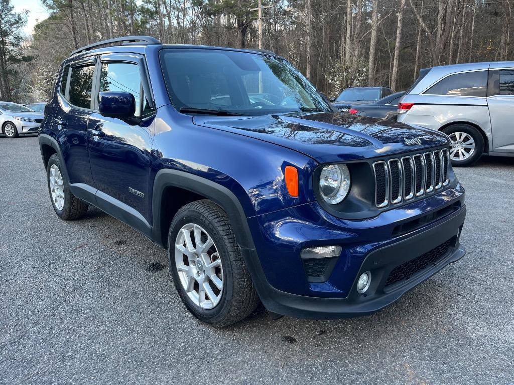 Used 2019 Jeep Renegade Latitude w/ Popular Equipment Group FWD image 16