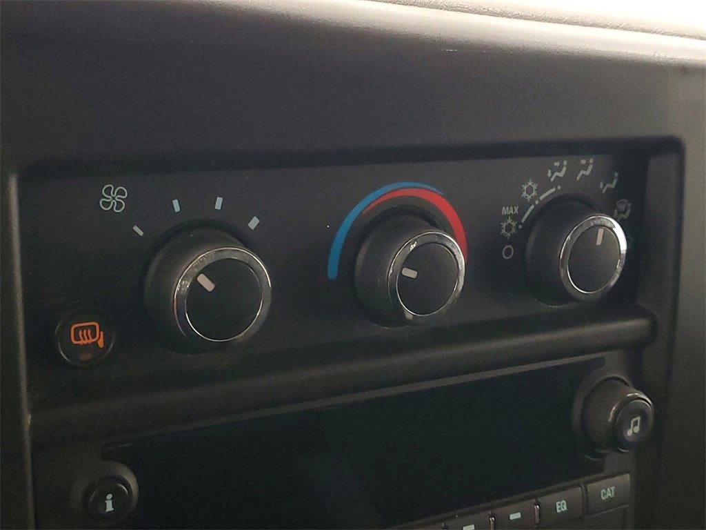 Used 2024 Chevrolet Express 2500 w/ Driver Convenience Package image 21