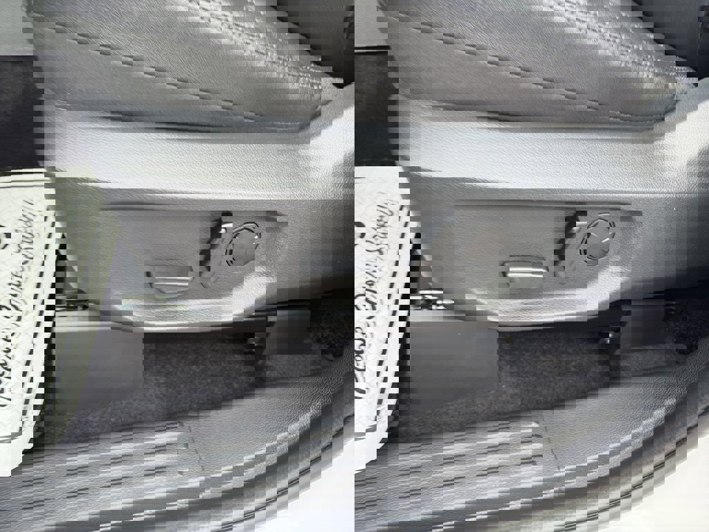 New 2025 Ford Ranger Lariat w/ FX4 Off-Road Package image 17