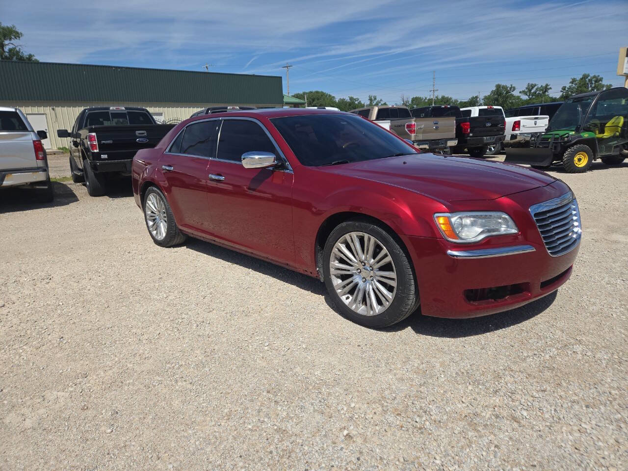 Used 2013 Chrysler 300 C RWD image 4