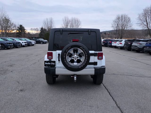 Used 2017 Jeep Wrangler Unlimited Sahara w/ Connectivity Group image 7