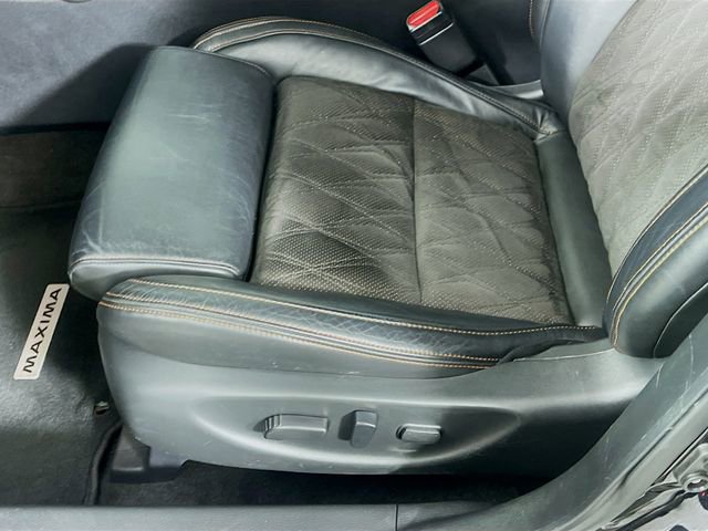 Used 2023 Nissan Maxima SR w/ Sport Mat Group image 21