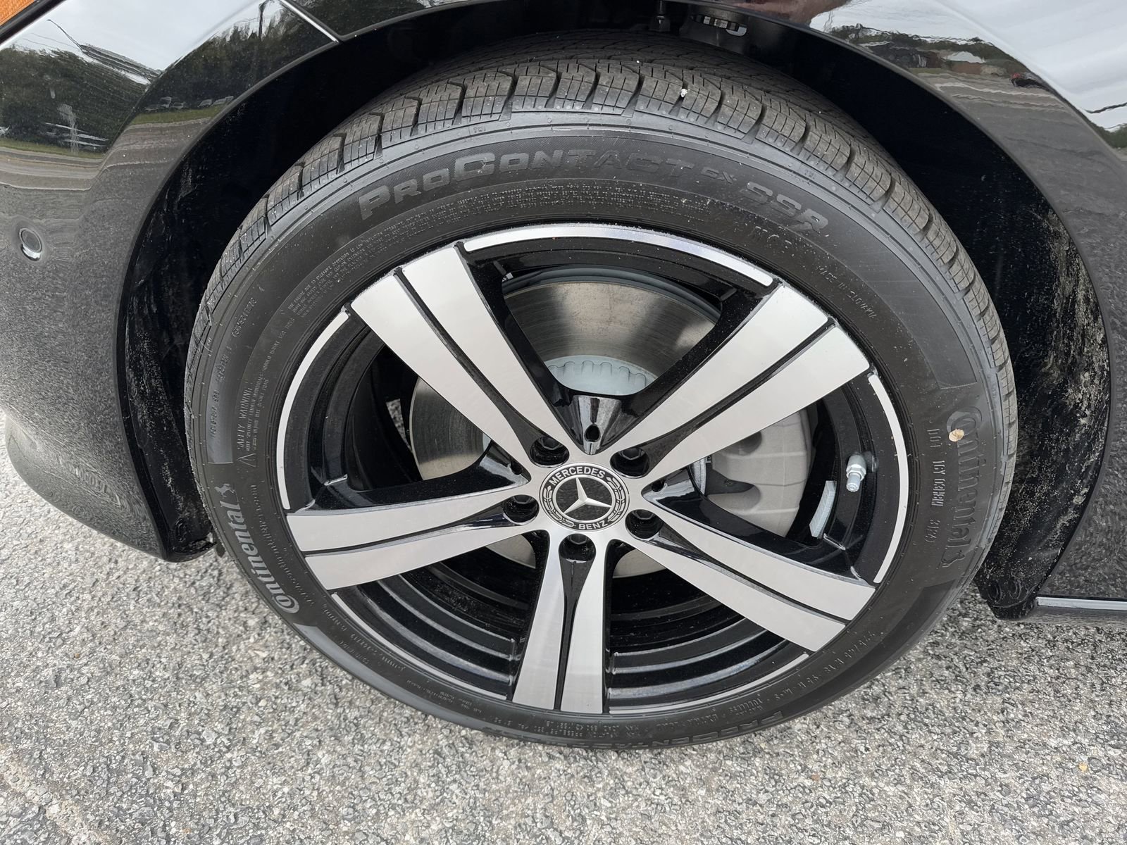 Used 2025 Mercedes-Benz C 300 Sedan image 9