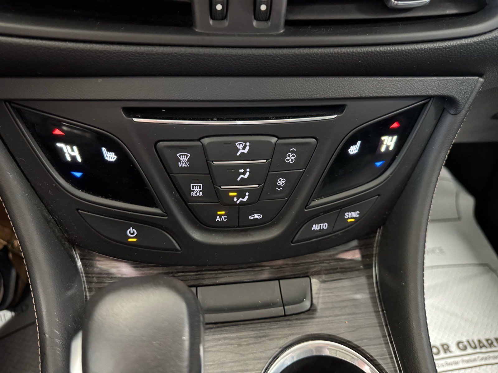 Used 2016 Buick Envision Premium AWD/4WD image 22