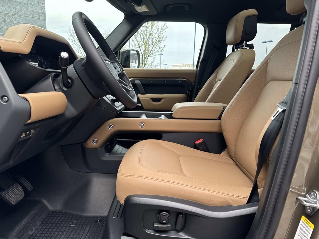 New 2026 Land Rover Defender 110 X-Dynamic SE image 20