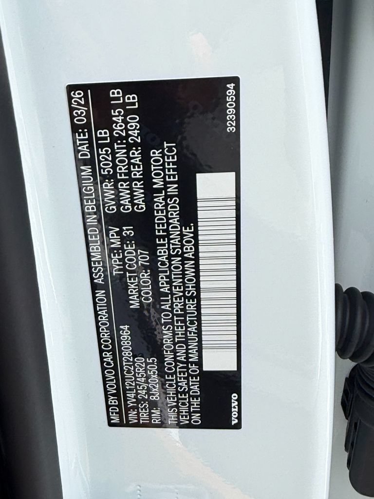 New 2026 Volvo XC40 B5 Plus w/ Climate Package AWD/4WD image 34