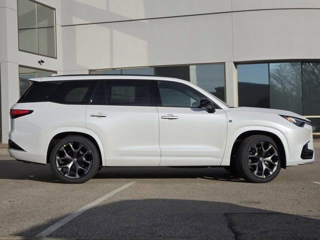 New 2026 Lexus TX 500h AWD image 25