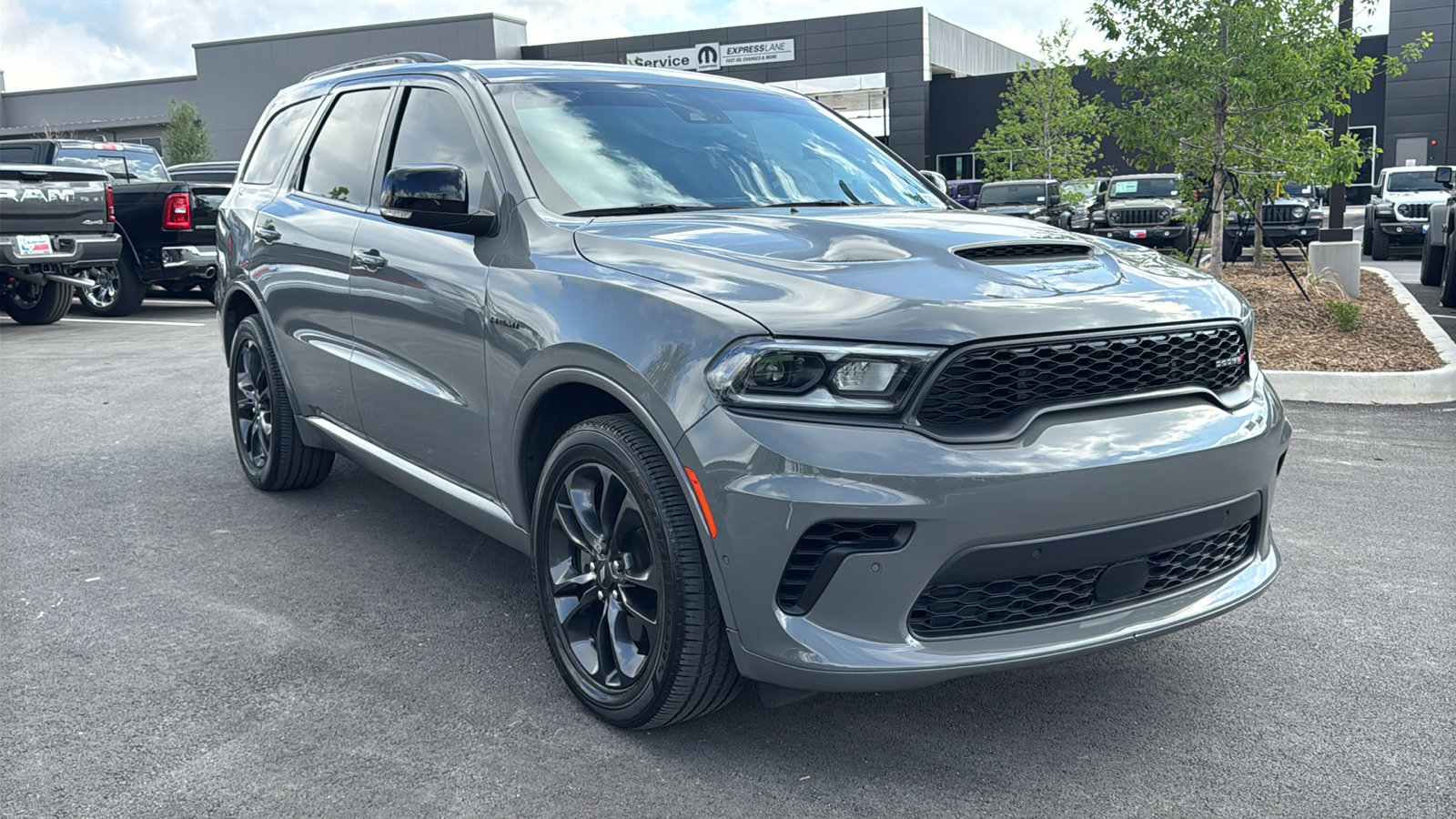 Certified 2024 Dodge Durango R/T image 3