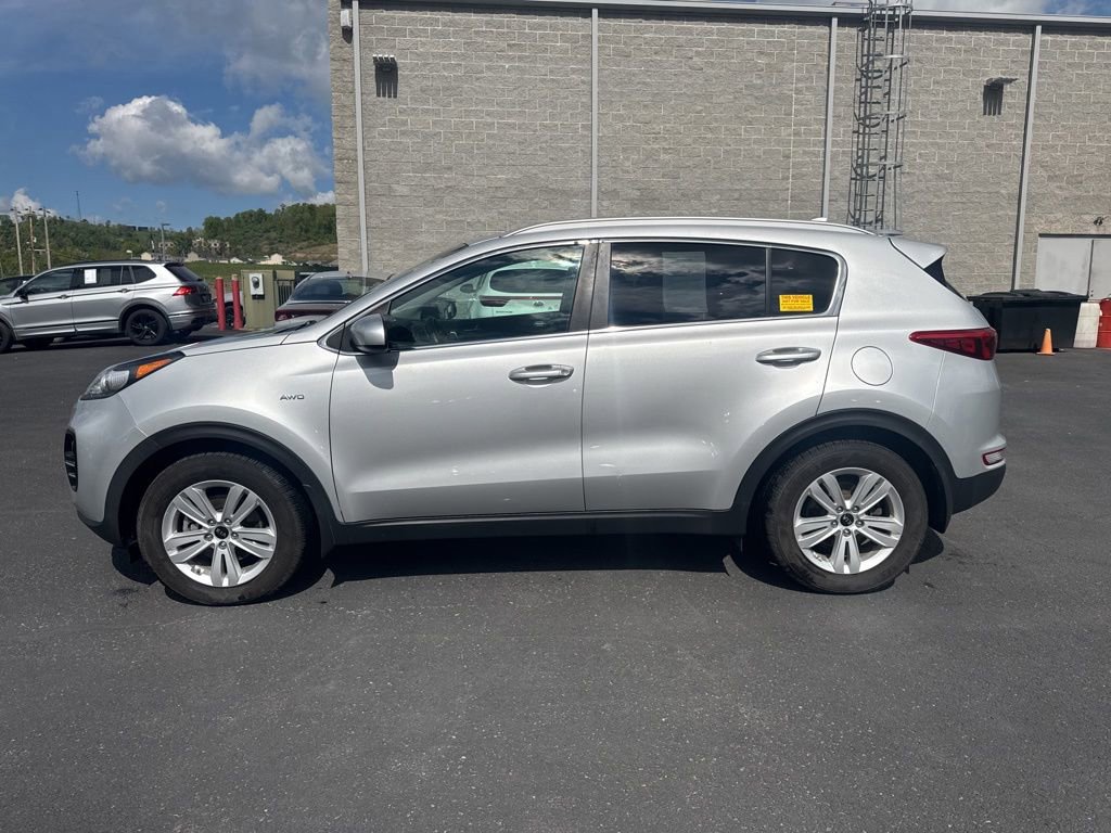 Used 2017 Kia Sportage LX w/ LX Popular Package AWD/4WD image 4