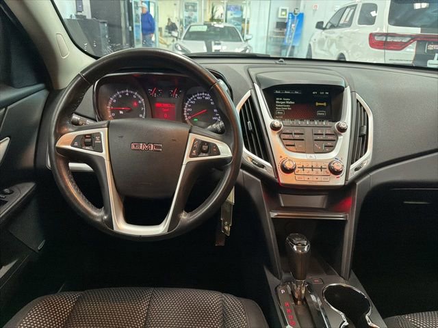 Used 2017 GMC Terrain SLE w/ Nightfall Package AWD/4WD image 26