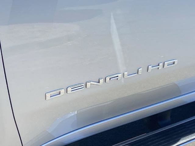 Used 2022 GMC Sierra 3500 Denali w/ Denali Ultimate Package AWD/4WD image 28