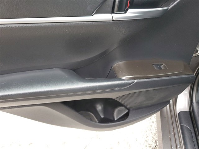 Used 2021 Toyota Camry LE image 29