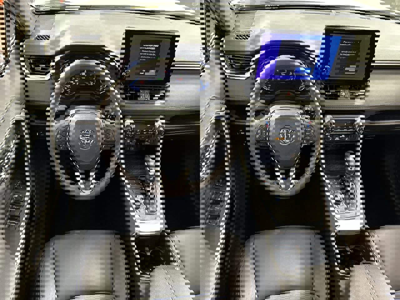 Used 2025 Toyota RAV4 XSE image 22