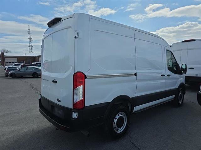 Used 2023 Ford Transit 250 Medium Roof w/ Load Area Protection Package image 4