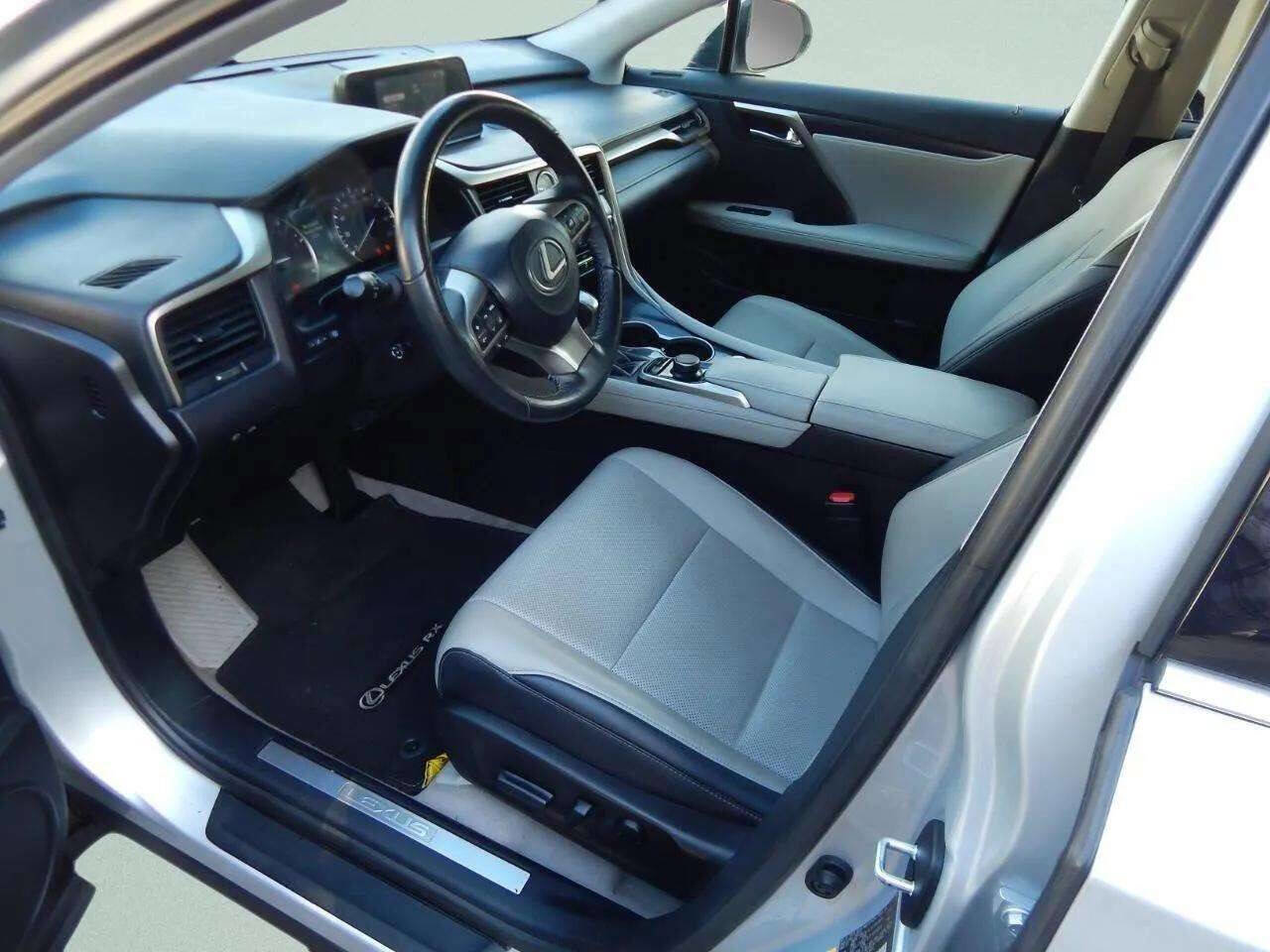 Used 2019 Lexus RX 350 FWD image 12