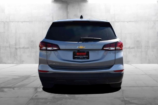 Used 2024 Chevrolet Equinox LS w/ Driver Confidence II Package FWD image 6