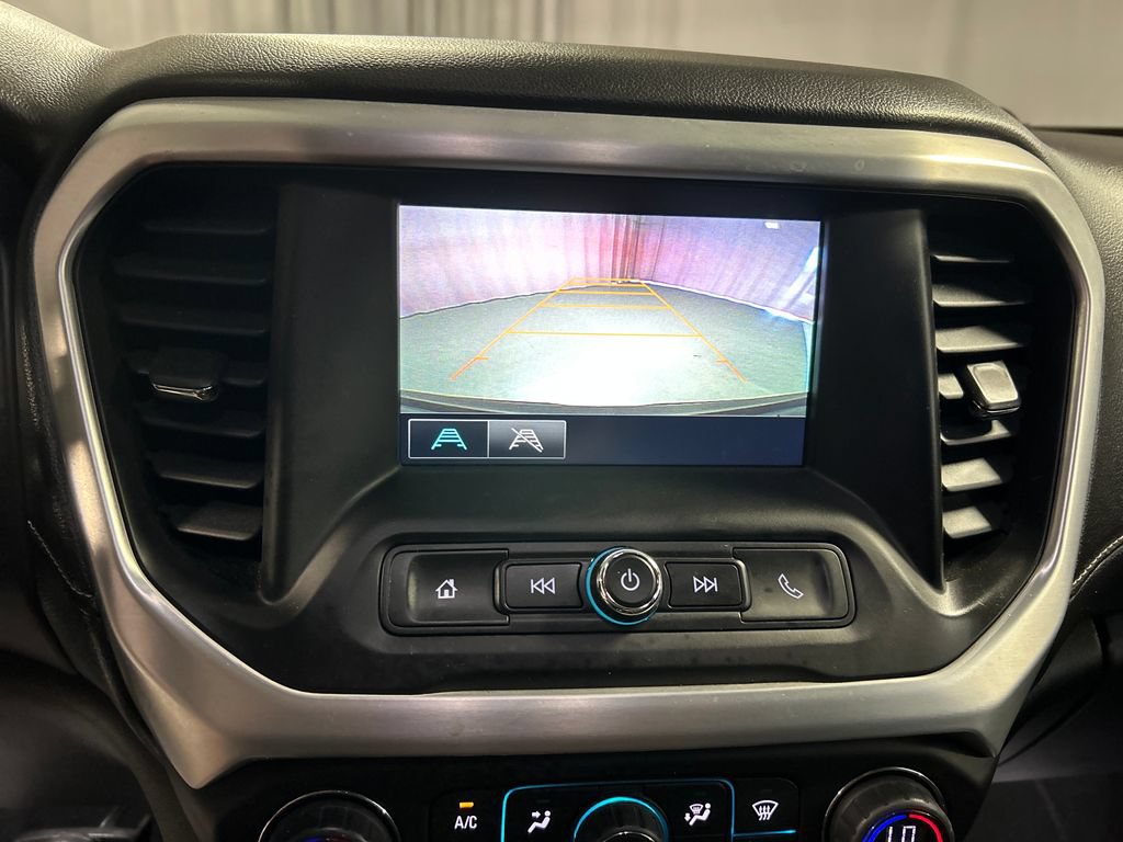 Used 2017 GMC Acadia SLE FWD image 16