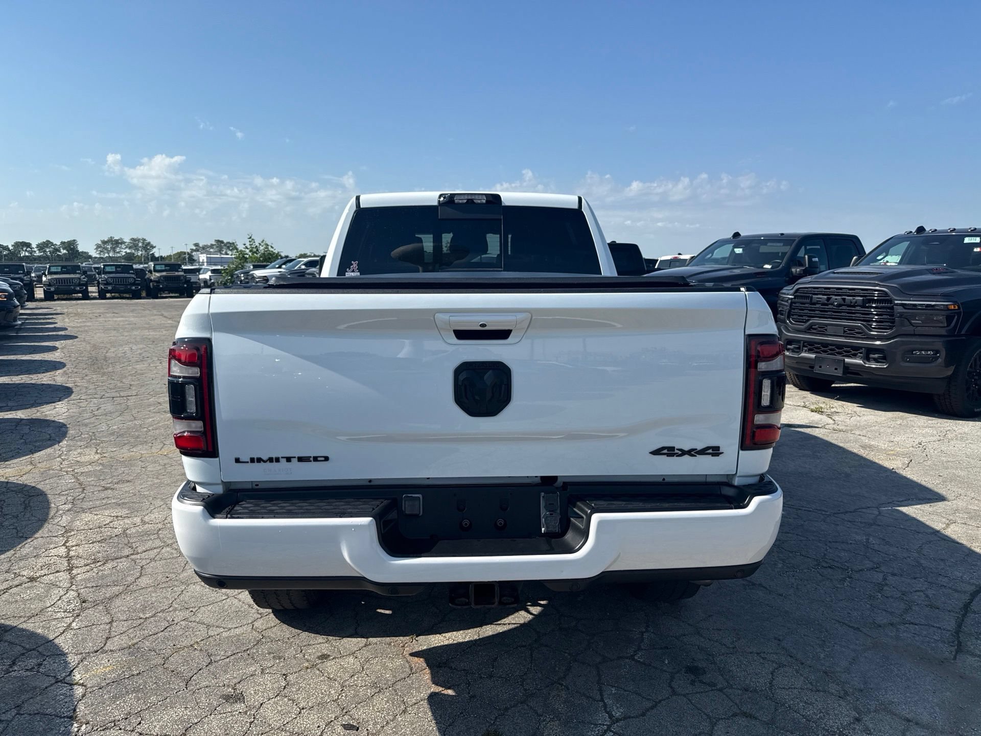 Used 2023 RAM 2500 Limited AWD/4WD image 7