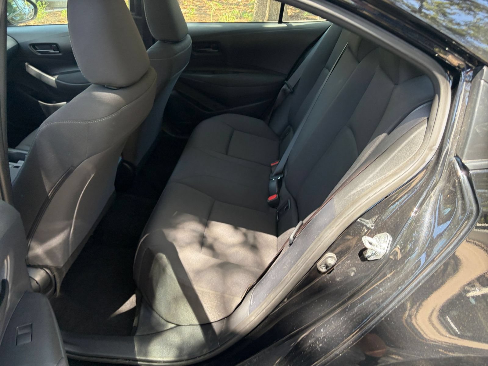 Used 2025 Toyota Corolla LE FWD image 34