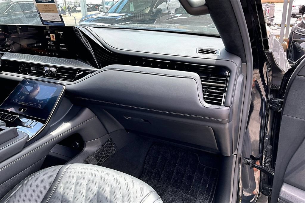 Certified 2026 INFINITI QX80 Autograph w/ Premium Cargo Package AWD/4WD image 22