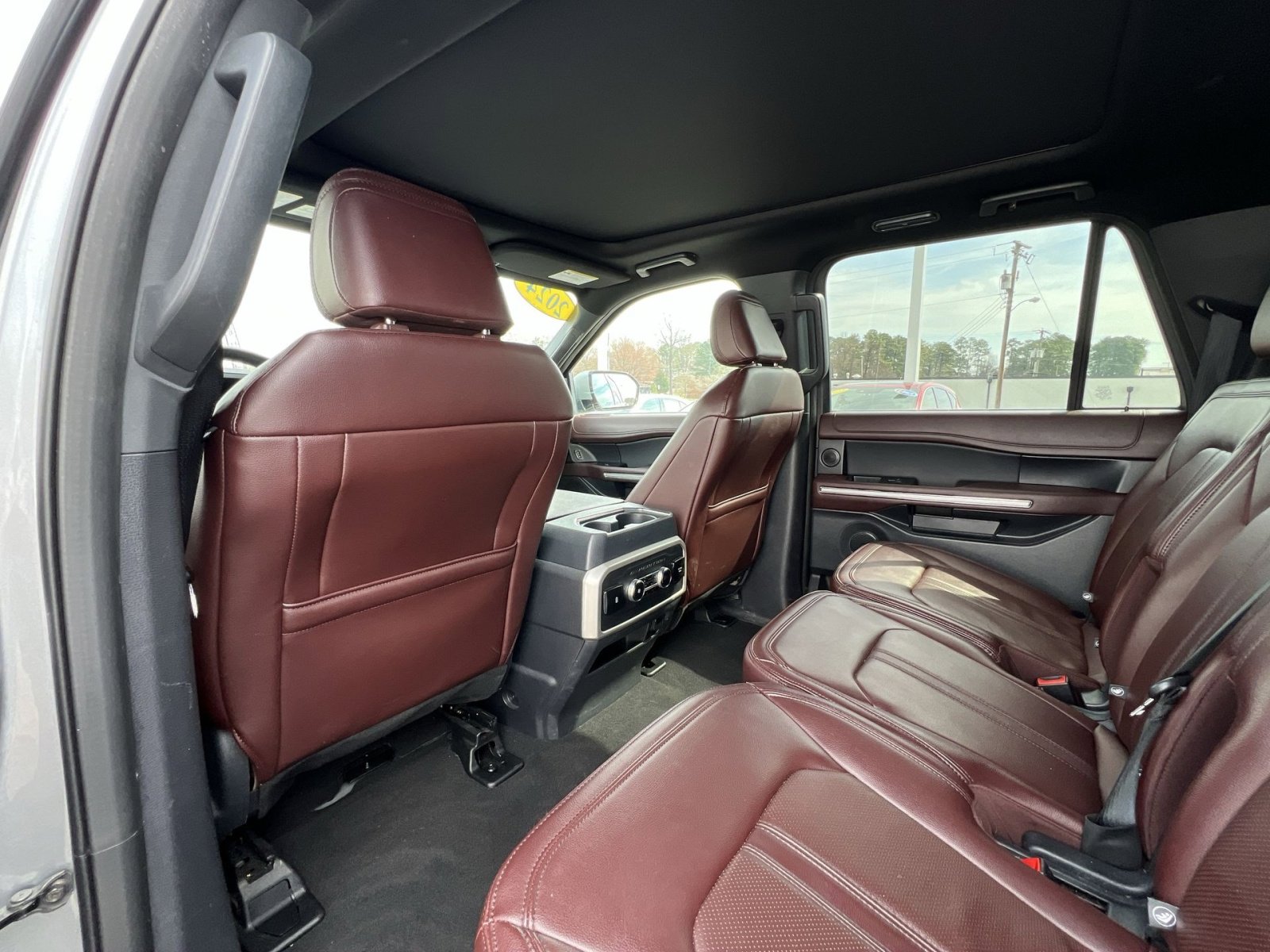 Used 2024 Ford Expedition Max Limited image 23