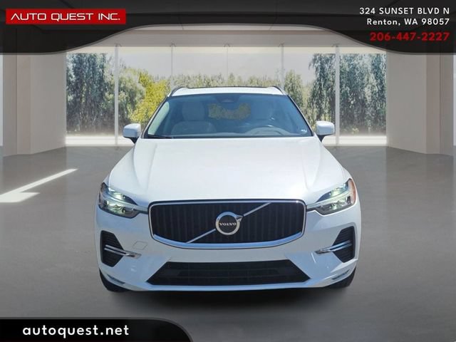 Used 2022 Volvo XC60 B5 Momentum AWD/4WD image 2