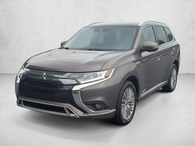 Used 2020 Mitsubishi Outlander SEL image 1