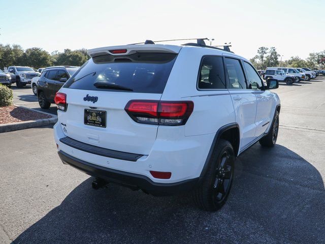 Used 2018 Jeep Grand Cherokee Laredo image 8