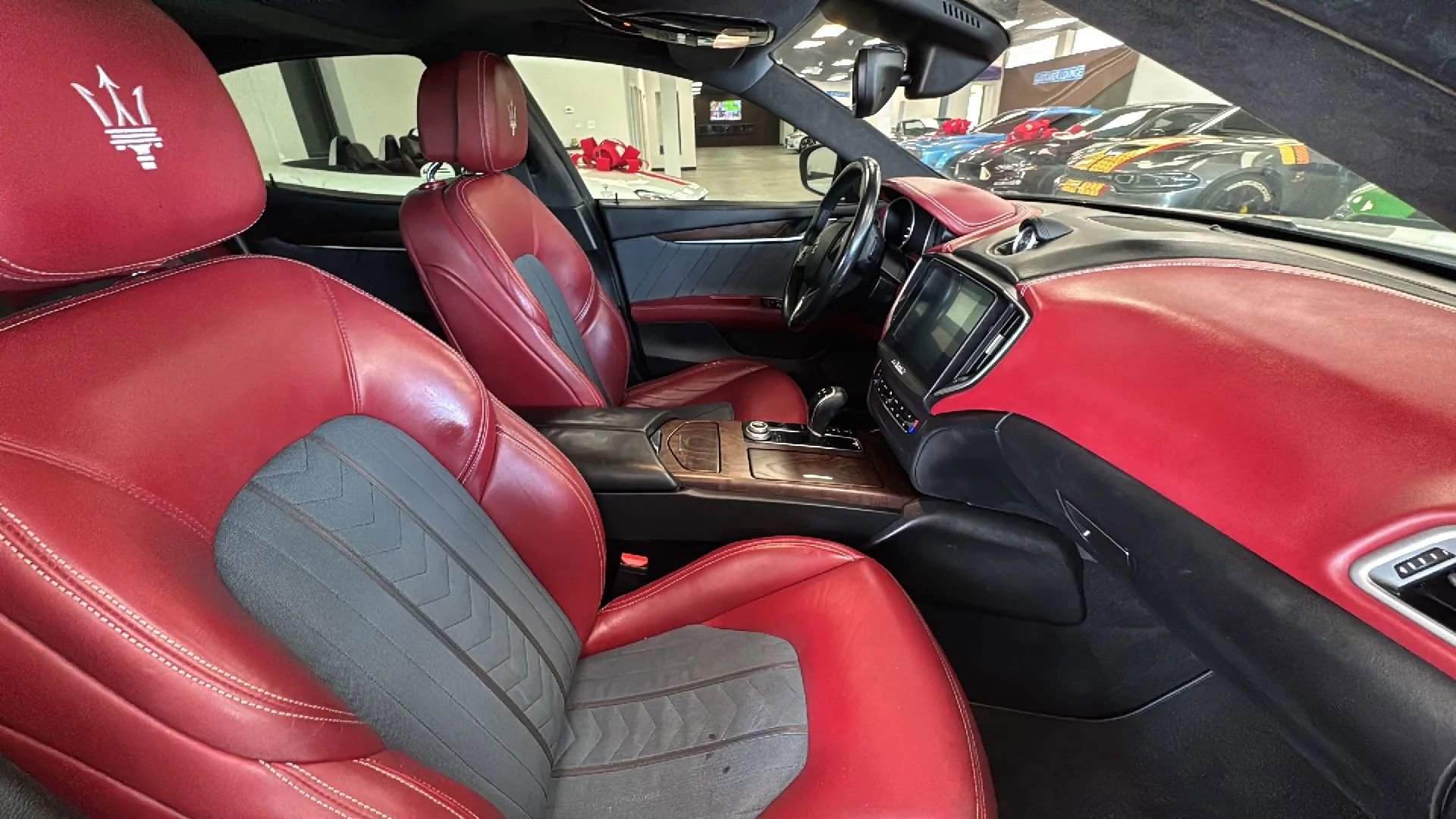 Used 2017 Maserati Ghibli w/ Luxury Package RWD image 10